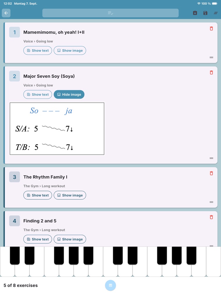 A warm-up with the keyboard slid out for giving starting notes